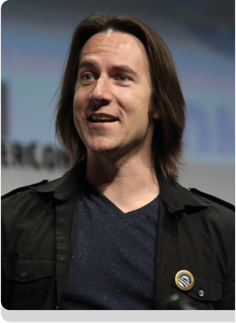 Matthew_Mercer_by_Gage_Skidmore